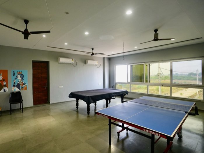 games-room